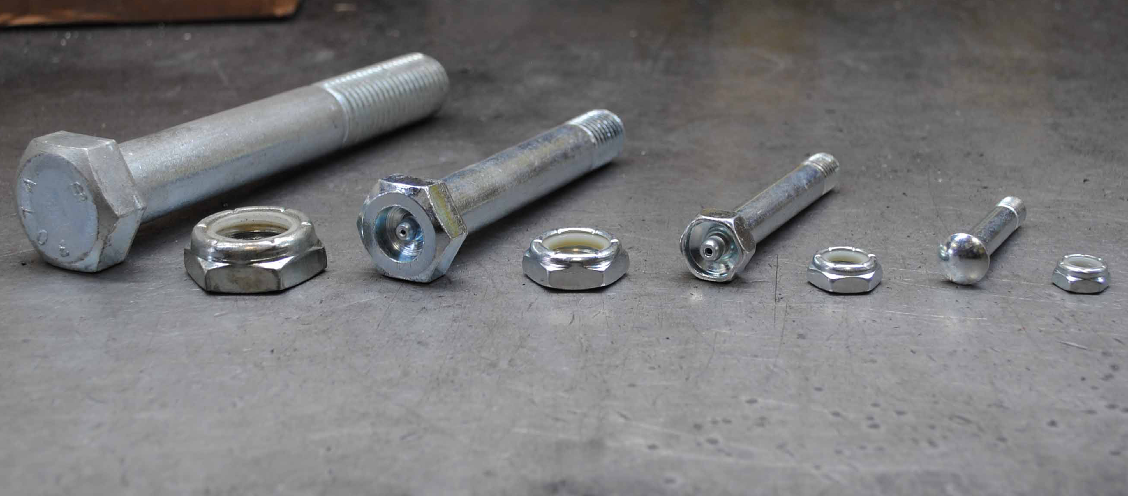 Axles & Nuts